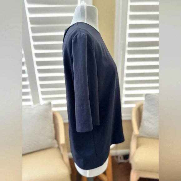 Everlane | Navy Blue Boxy Zip Back Blouse - Size 4 - Picture 2 of 6